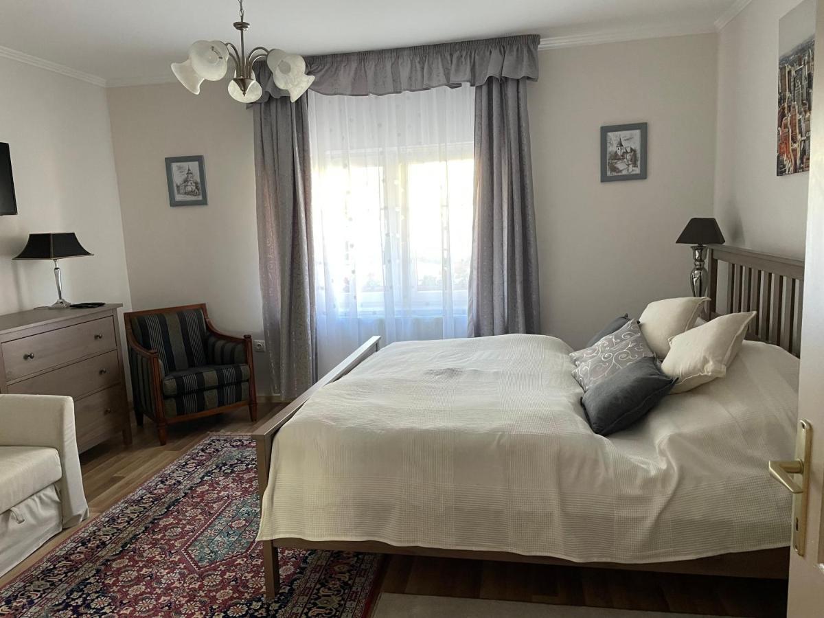 Csalogany Vendeghaz Apartment Szerencs Exterior foto
